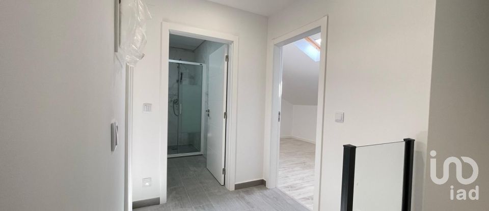 Moradia T5 em Corroios de 120 m²