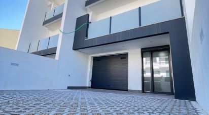 House T5 in Corroios of 120 m²