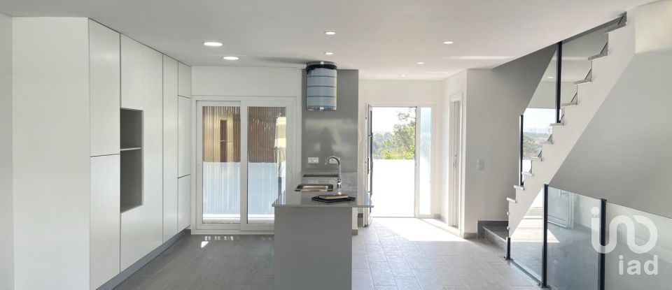 Moradia T5 em Corroios de 120 m²