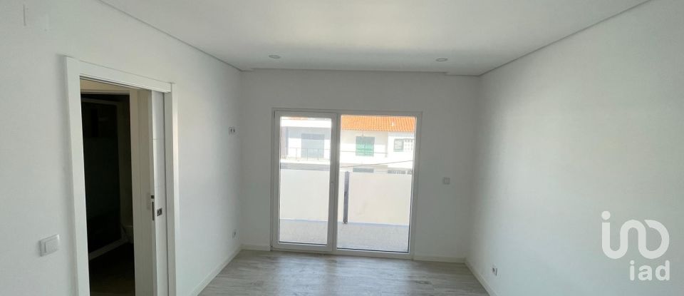 Moradia T5 em Corroios de 120 m²