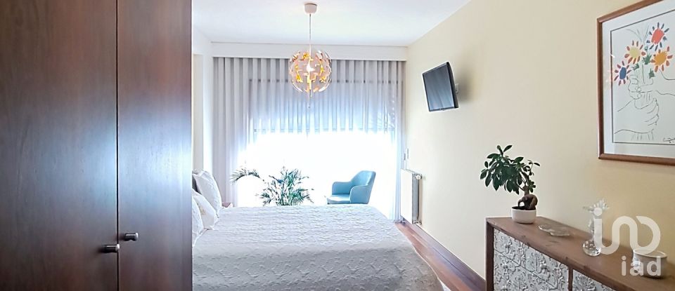 Apartamento T2 em Santa Marinha E São Pedro Da Afurada de 136 m²