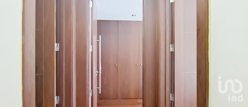 Apartamento T2 em Santa Marinha E São Pedro Da Afurada de 136 m²