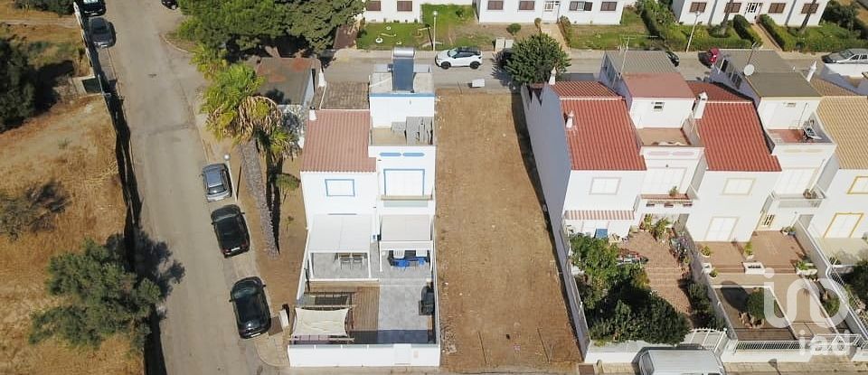 Terreno urbano em Olhão de 204 m²