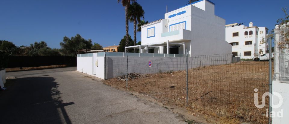 Terreno urbano em Olhão de 204 m²