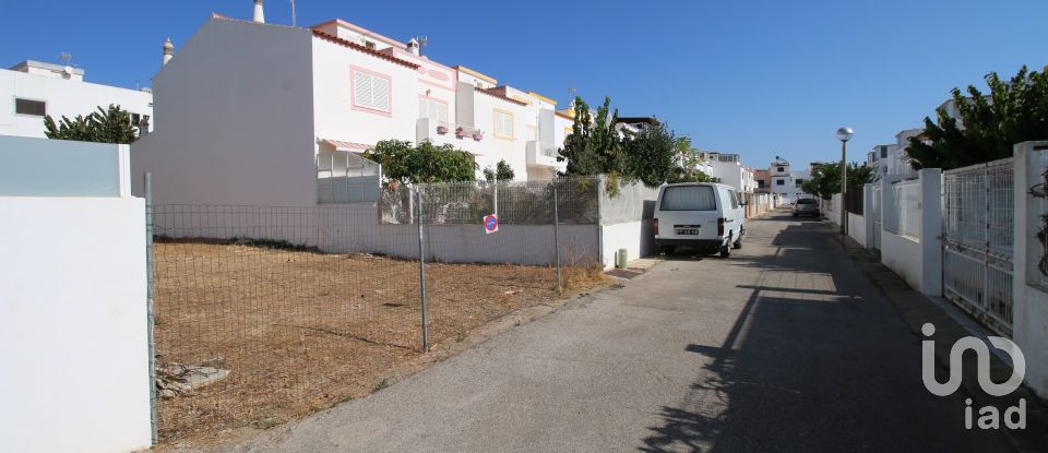 Terreno urbano em Olhão de 204 m²