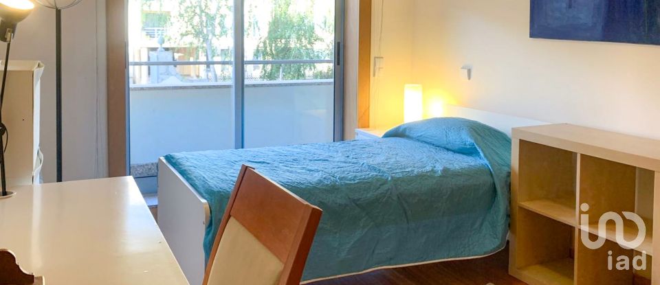 Duplex T3 em Lordelo Do Ouro E Massarelos de 173 m²