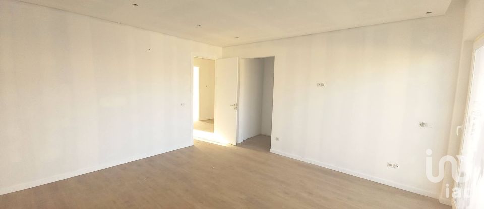 Lodge T3 in Lourinhã e Atalaia of 185 m²