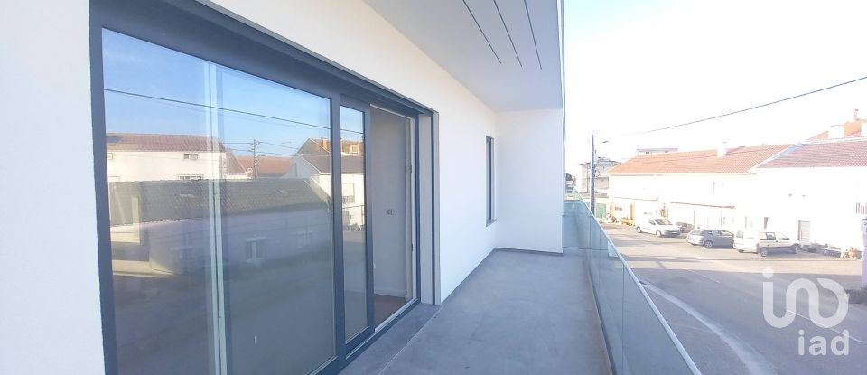 Lodge T3 in Lourinhã e Atalaia of 185 m²