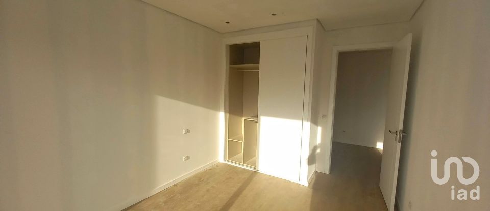 Moradia T3 em Lourinhã e Atalaia de 198 m²