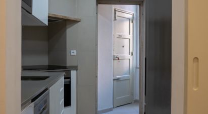 Apartment T4 in Avenidas Novas of 104 m²