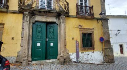 Bâtiment à Sé e São Lourenço de 423 m²