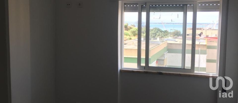 Apartamento T3 em Setúbal (São Sebastião) de 110 m²