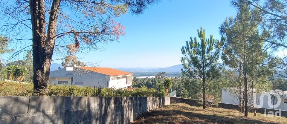 Terreno urbano em Reboreda e Nogueira de 760 m²