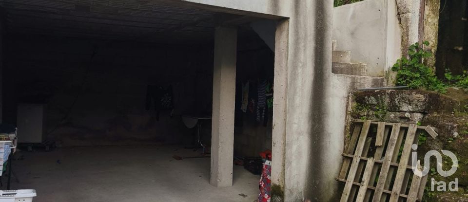 Moradia T3 em Vila Marim de 176 m²