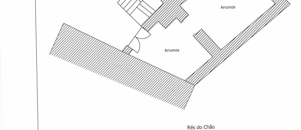 Moradia T3 em Vila Marim de 176 m²