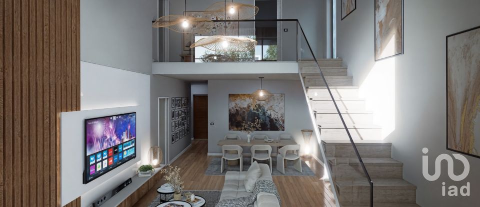 Moradia T3 em Fernão Ferro de 204 m²