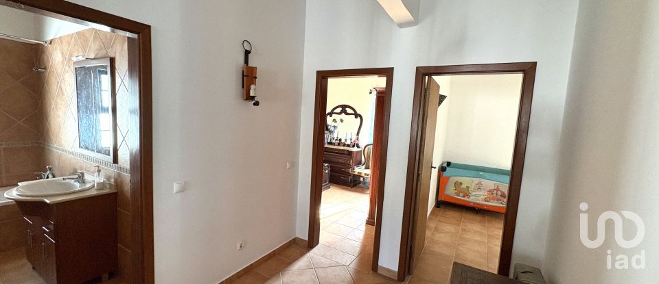 Moradia T2 em Alte de 78 m²