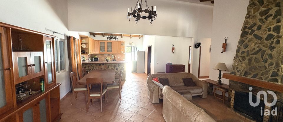 Moradia T2 em Alte de 78 m²