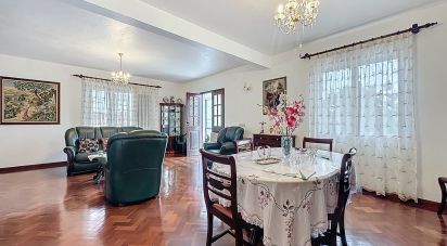 House T2 in Santa Cruz of 172 m²