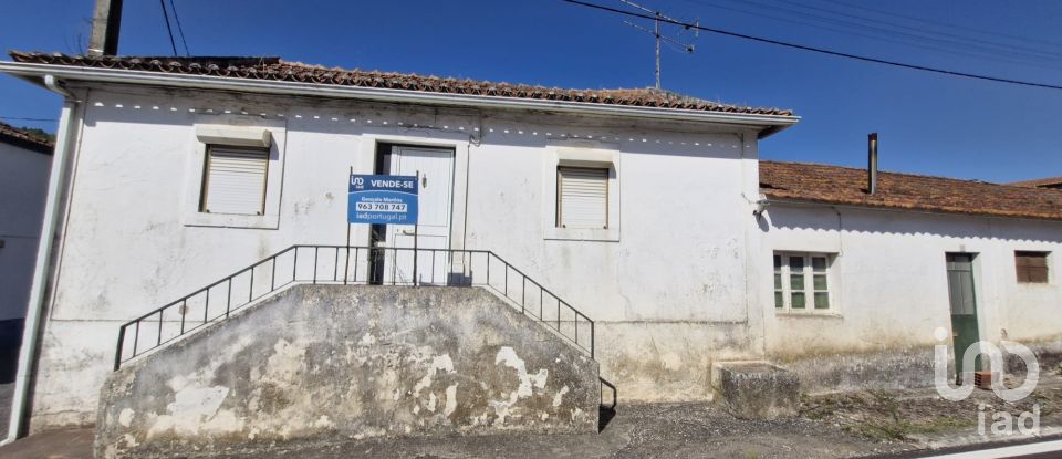 Moradia T3 em Alcobertas de 553 m²