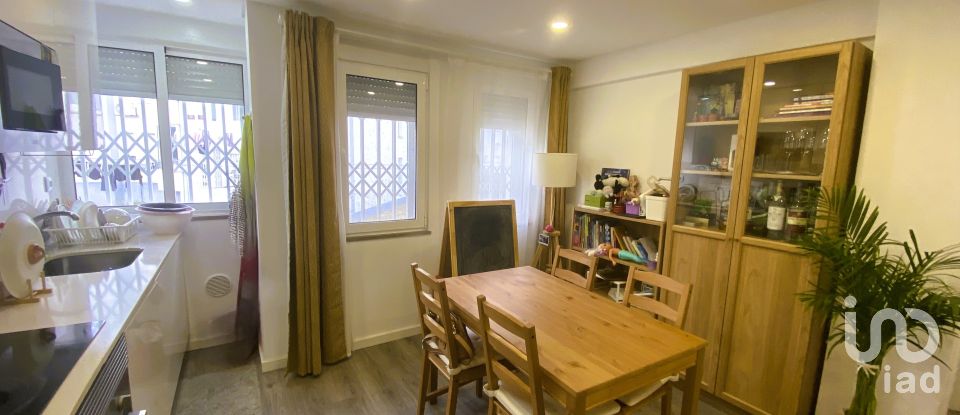 Apartamento T3 em Olivais de 54 m²