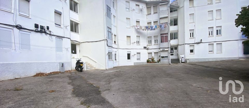 Apartamento T3 em Olivais de 54 m²