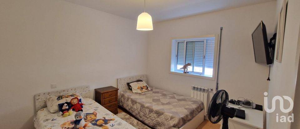 Habitação T3 em Santo isidoro e livração de 122 m²