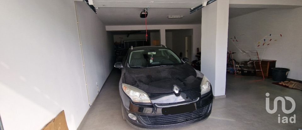 Habitação T3 em Santo isidoro e livração de 122 m²