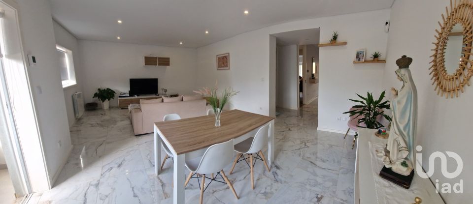 Habitação T3 em Santo isidoro e livração de 122 m²