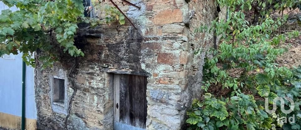 Moradia T1 em Sobreira Formosa e Alvito da Beira de 36 m²