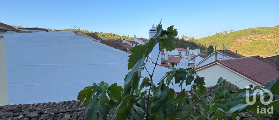 Moradia T1 em Sobreira Formosa e Alvito da Beira de 36 m²