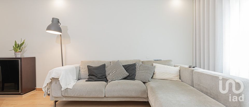 Apartamento T3 em São Pedro da Cadeira de 120 m²