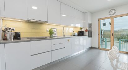 Appartement T3 à São Pedro da Cadeira de 120 m²