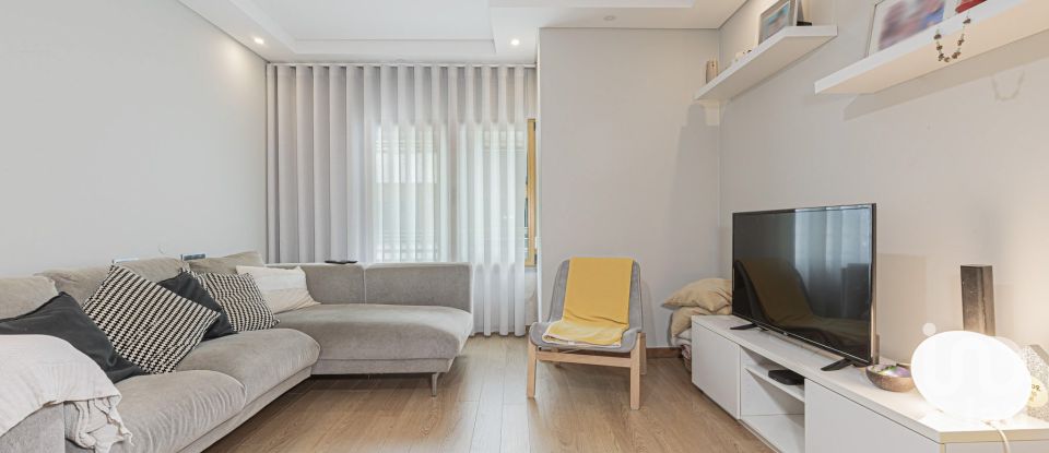 Apartamento T3 em São Pedro da Cadeira de 120 m²