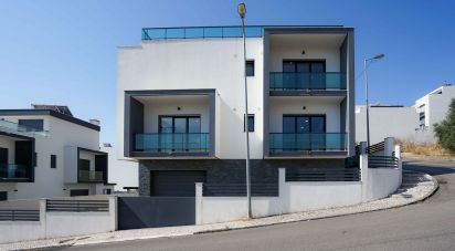 Maison T5 à Pontinha e Famões de 514 m²