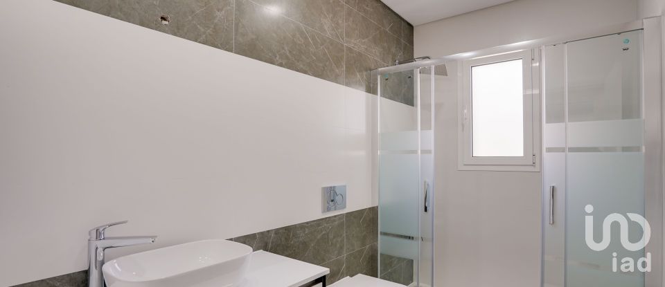 Moradia T5 em Pontinha e Famões de 514 m²