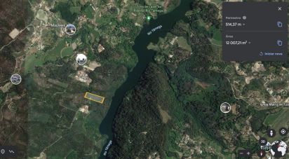 Terrain à Vila Boa de Quires e Maureles de 12 000 m²