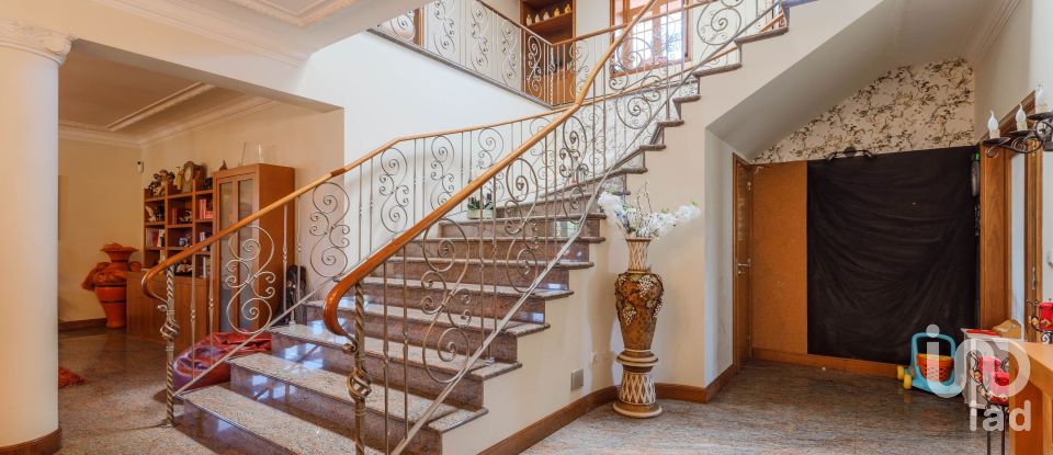 Maison T5 à Lijó de 402 m²