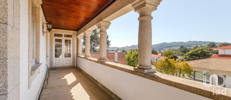 Maison T5 à Lijó de 402 m²