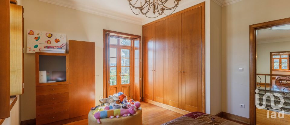 Maison T5 à Lijó de 402 m²