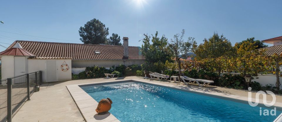 Maison T5 à Lijó de 402 m²