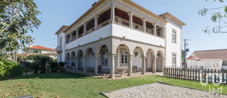 Maison T5 à Lijó de 402 m²