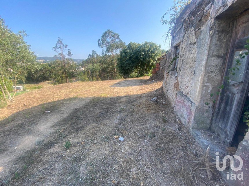 Casa de aldeia T0 em Maxial e Monte Redondo de 123 m²