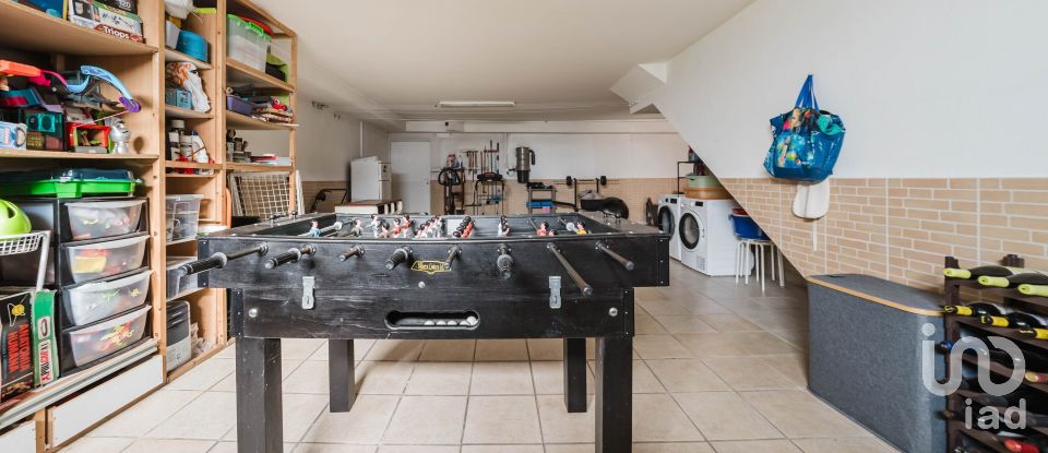 Moradia T4 em Santa Maria, São Pedro e Sobral da Lagoa de 256 m²