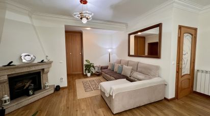 Maison T3 à Nogueira e silva escura de 193 m²