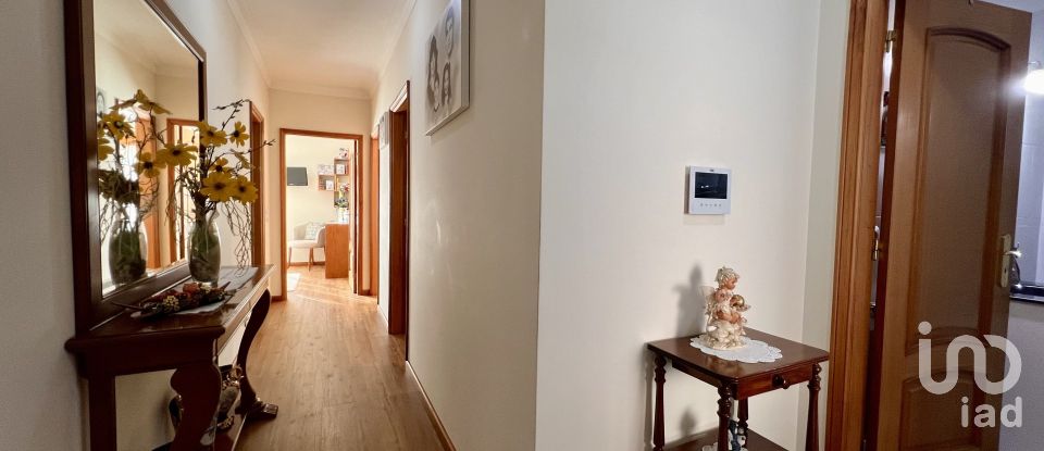 Moradia T3 em Nogueira e silva escura de 193 m²