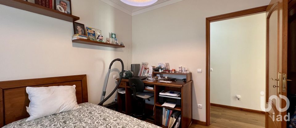 Moradia T3 em Nogueira e silva escura de 193 m²