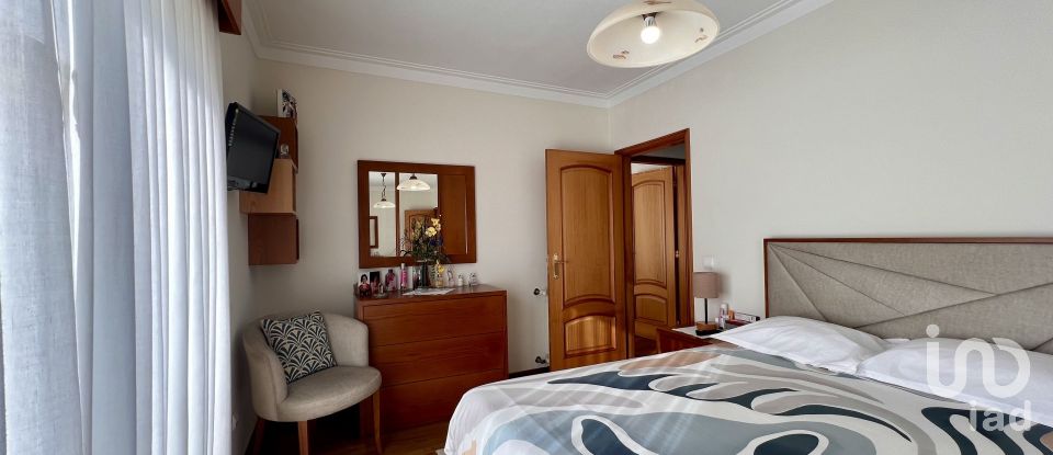 Moradia T3 em Nogueira e silva escura de 193 m²