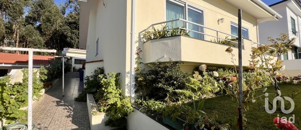 Moradia T3 em Nogueira e silva escura de 193 m²