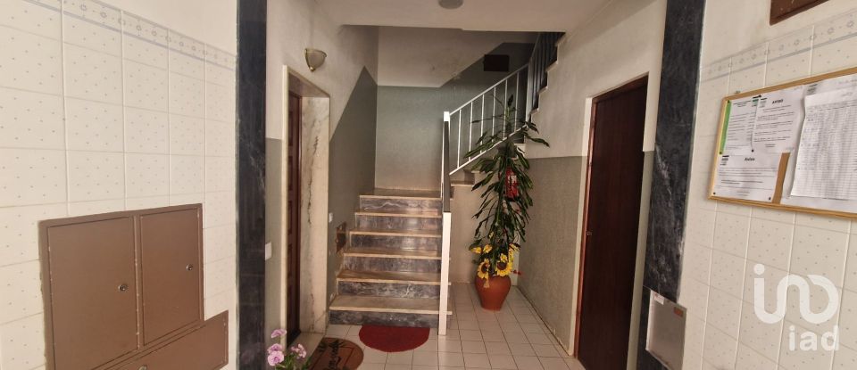 Apartamento T1 em Caldas da Rainha - Santo Onofre e Serra do Bouro de 62 m²